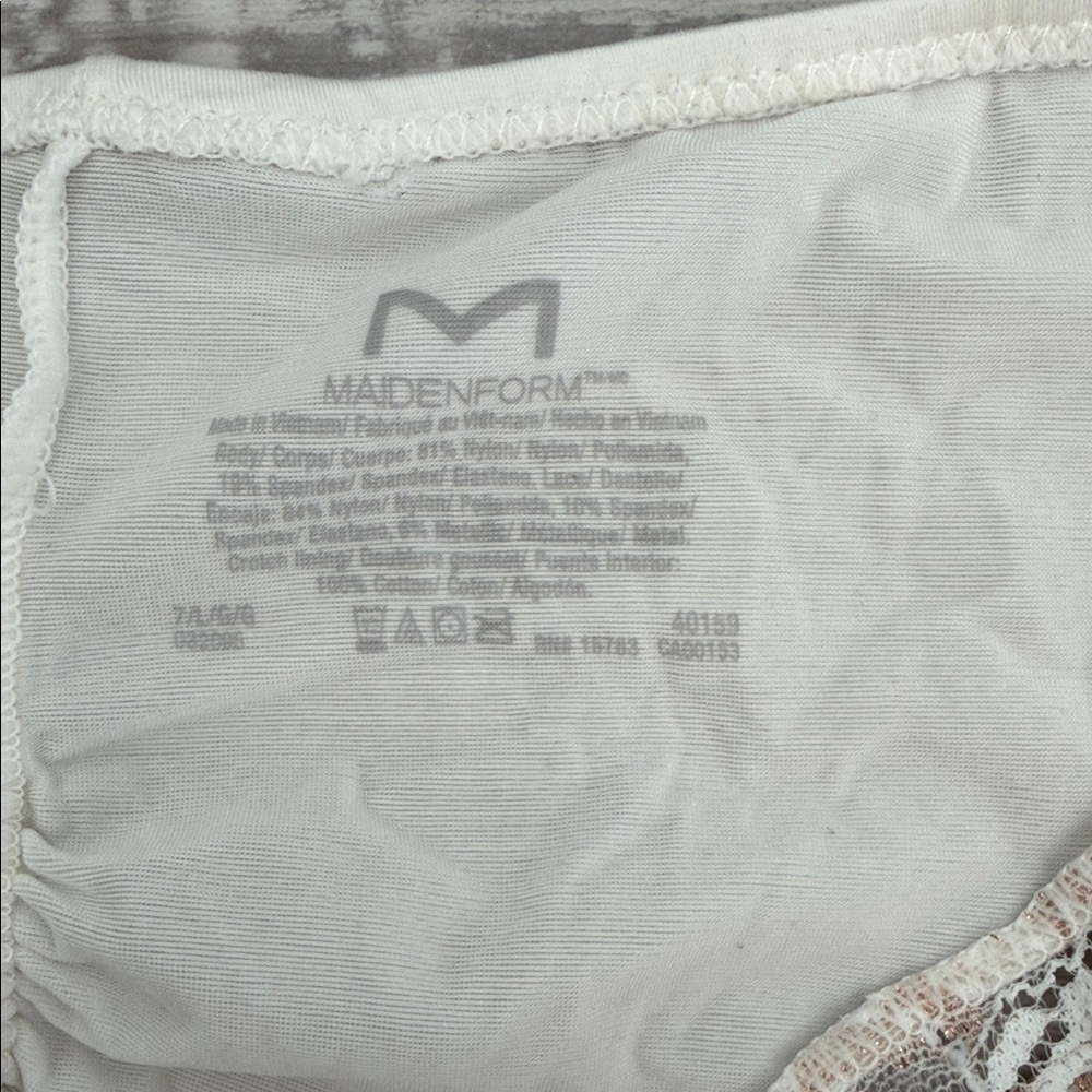 Maidenform Women's Lace Bikini Panty - Cream, Tan, Rose Gold size L - Picture 6 of 6